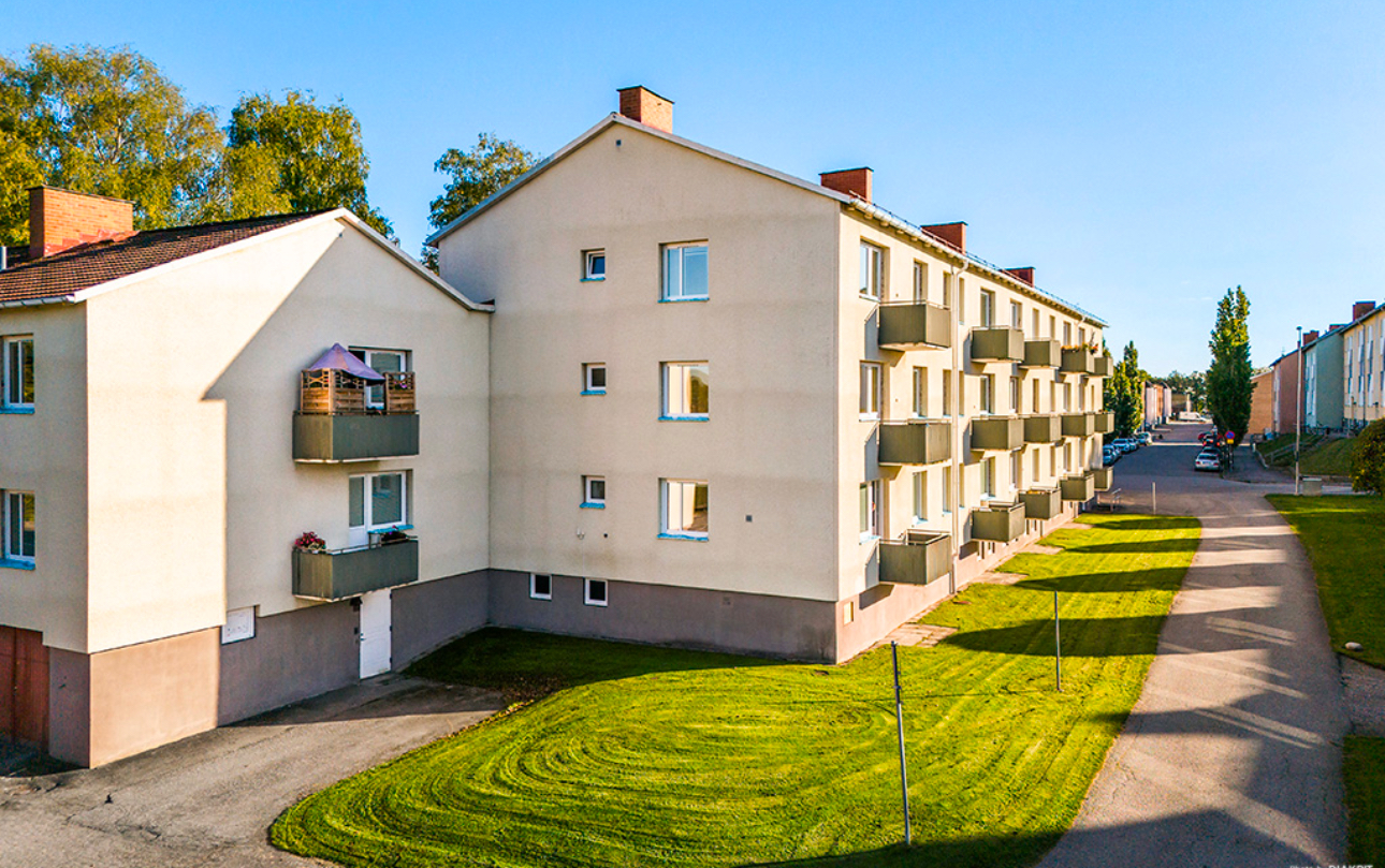 Lägenhetsuthyrning. Bilden föreställer några lägenheter i Katrineholm som Hotell Kungsbacken äger och hyr ut.